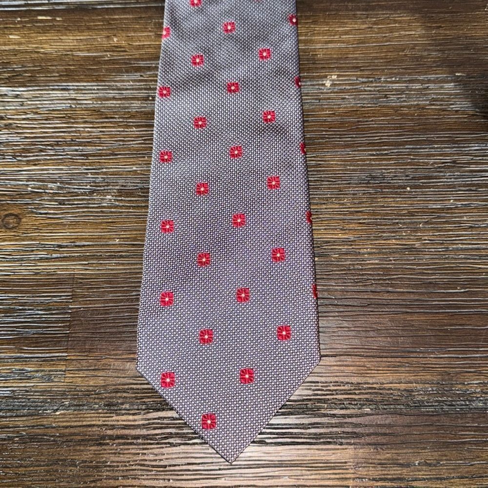Ike Behar Grey with Red Silk Tie